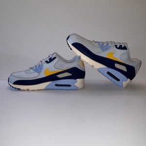 Nike Air Max 90 Essential Pure Platinum. Sz:14